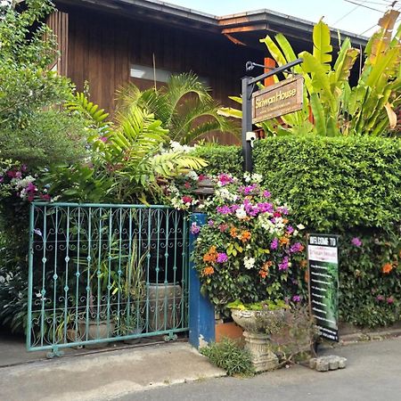 Siriwan Hostel Τσιάνγκ Μάι Εξωτερικό φωτογραφία