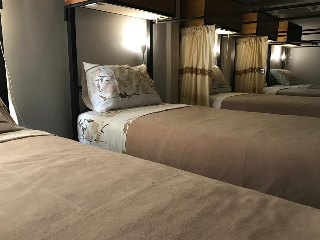Siriwan Hostel Τσιάνγκ Μάι Εξωτερικό φωτογραφία