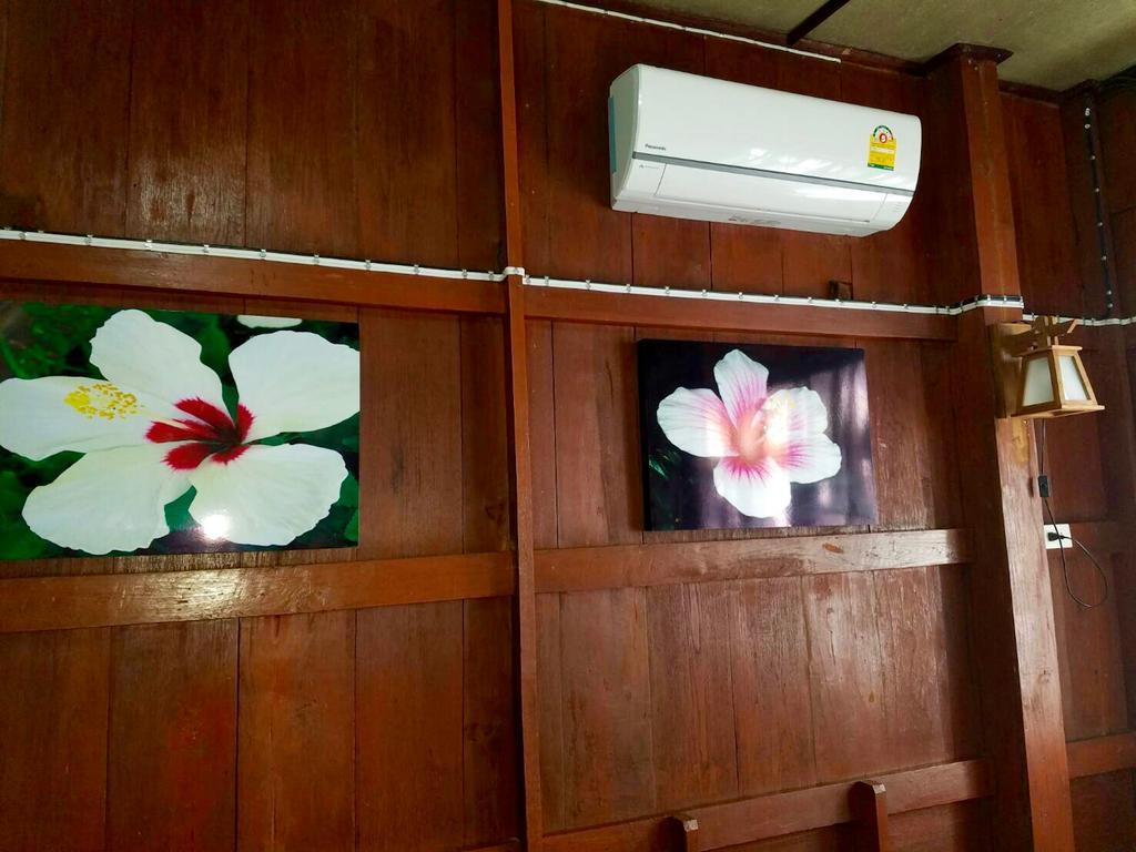 Siriwan Hostel Τσιάνγκ Μάι Εξωτερικό φωτογραφία