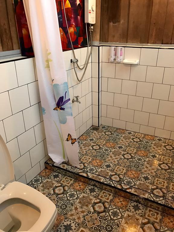Siriwan Hostel Τσιάνγκ Μάι Εξωτερικό φωτογραφία