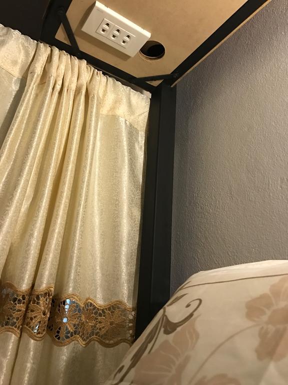 Siriwan Hostel Τσιάνγκ Μάι Εξωτερικό φωτογραφία