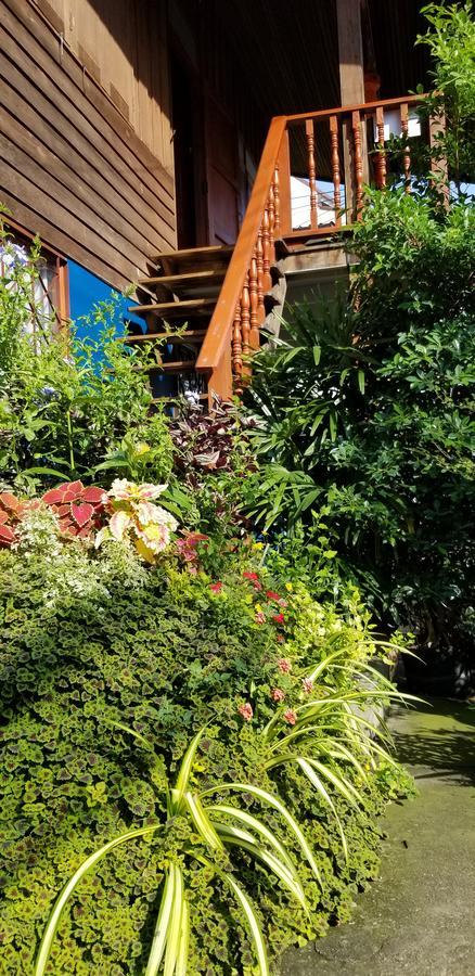 Siriwan Hostel Τσιάνγκ Μάι Εξωτερικό φωτογραφία