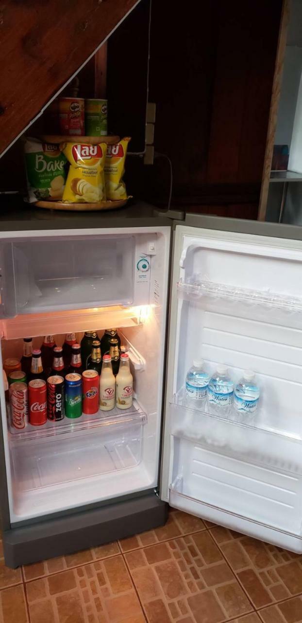 Siriwan Hostel Τσιάνγκ Μάι Εξωτερικό φωτογραφία